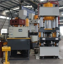 Гидравлический пресс для растягивания изделий из металла